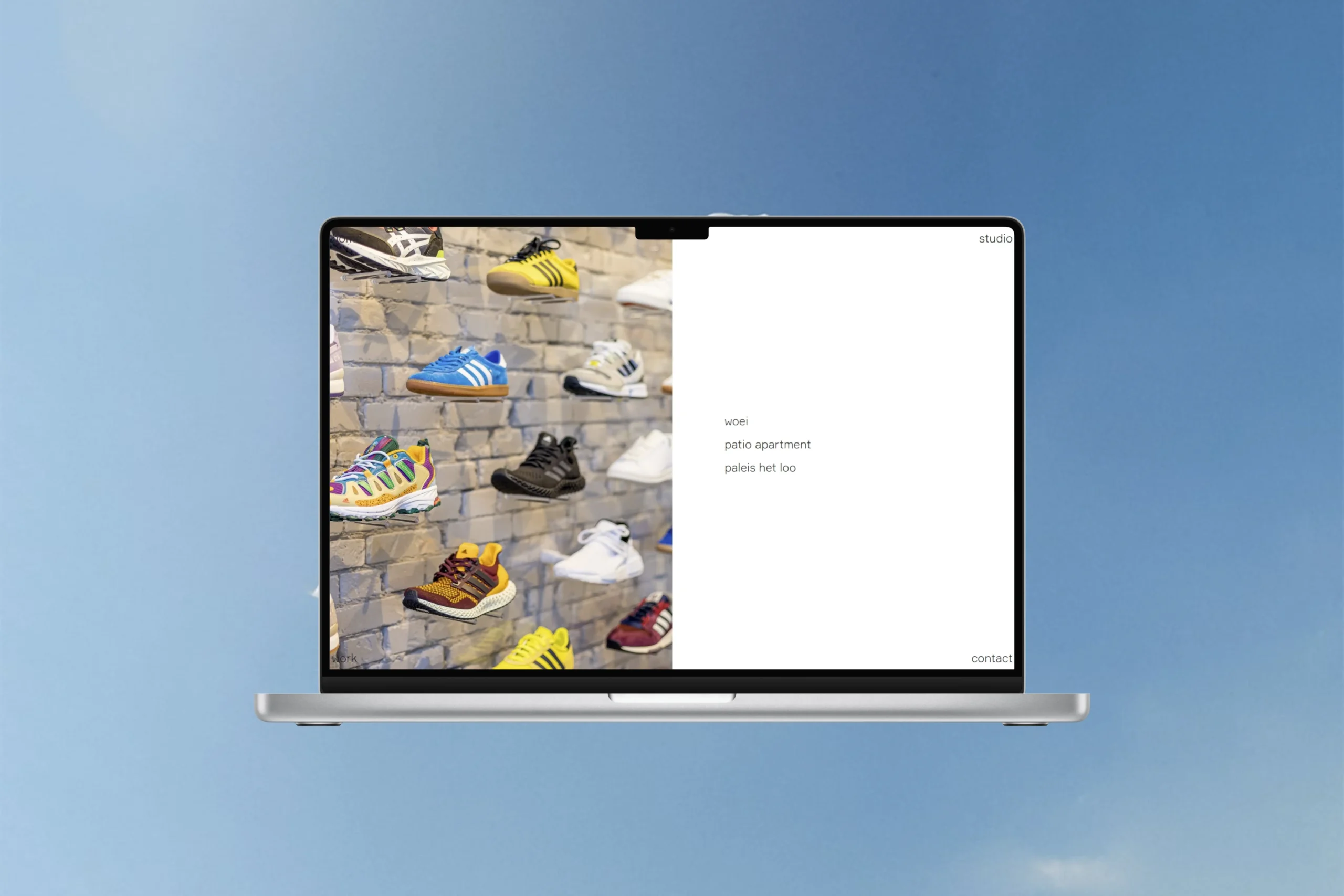 Useless Studio website op een laptop